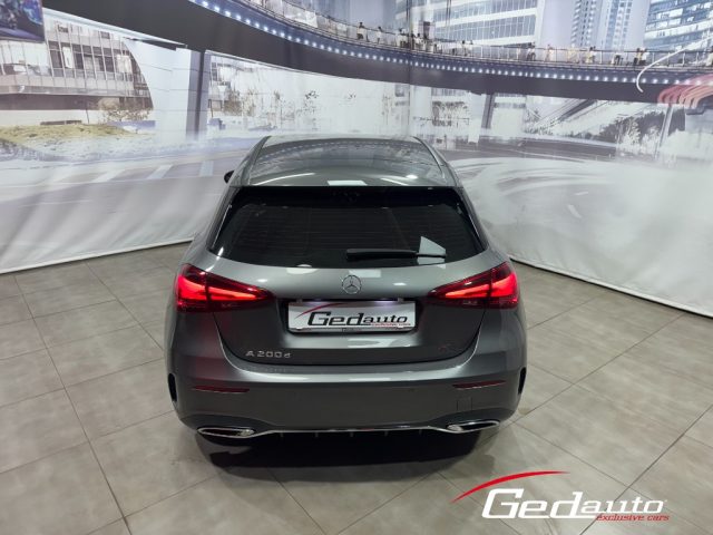 MERCEDES-BENZ A 200 usata, con Antifurto