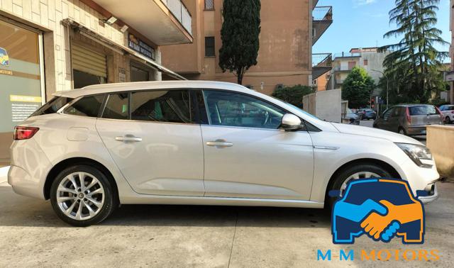 RENAULT Megane usata, con Autoradio