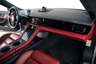 PORSCHE Taycan usata, con Trazione integrale