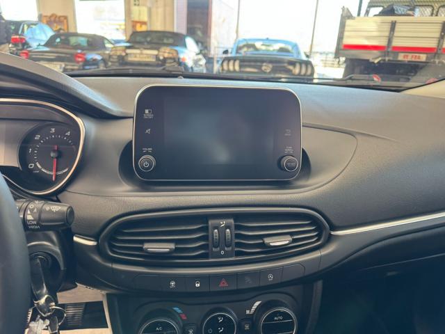 FIAT Tipo usata, con USB