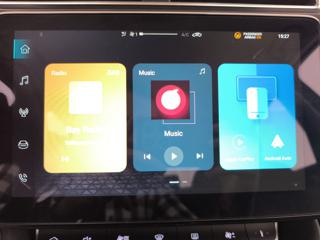 MG ZS usata, con Touch screen