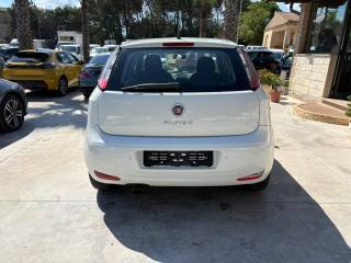 FIAT Punto usata, con Autoradio