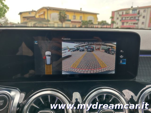 MERCEDES-BENZ EQB usata, con Telecamera per parcheggio assistito