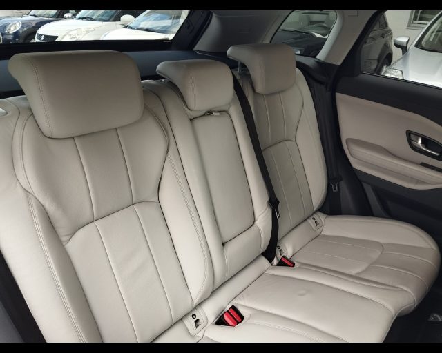 LAND ROVER Range Rover Evoque usata, con Interni in pelle