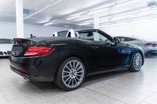 MERCEDES-BENZ SLC 300 usata, con Chiusura centralizzata
