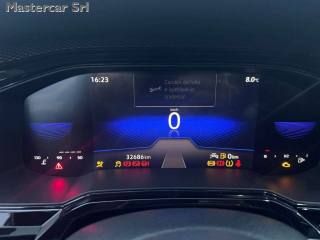 VOLKSWAGEN Taigo usata, con USB
