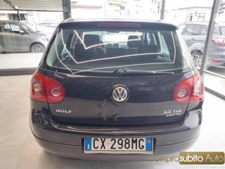 VOLKSWAGEN Golf usata, con Autoradio