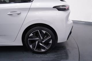 PEUGEOT 308 usata, con Sensore di pioggia