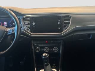 VOLKSWAGEN T-Roc usata 9