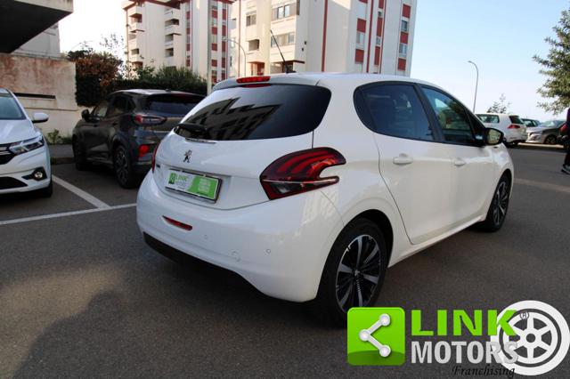 PEUGEOT 208 usata, con Servosterzo
