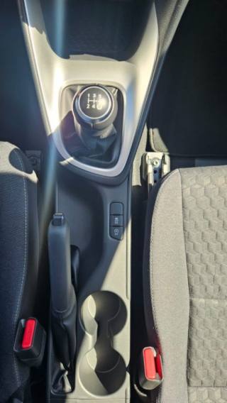 TOYOTA Yaris usata, con Servosterzo