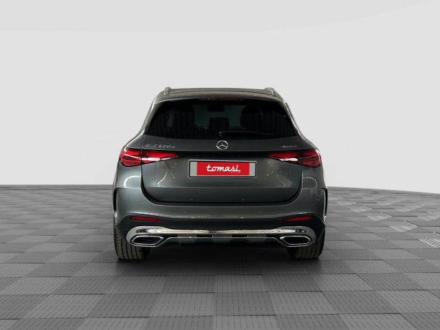 MERCEDES-BENZ GLC 220 usata 3