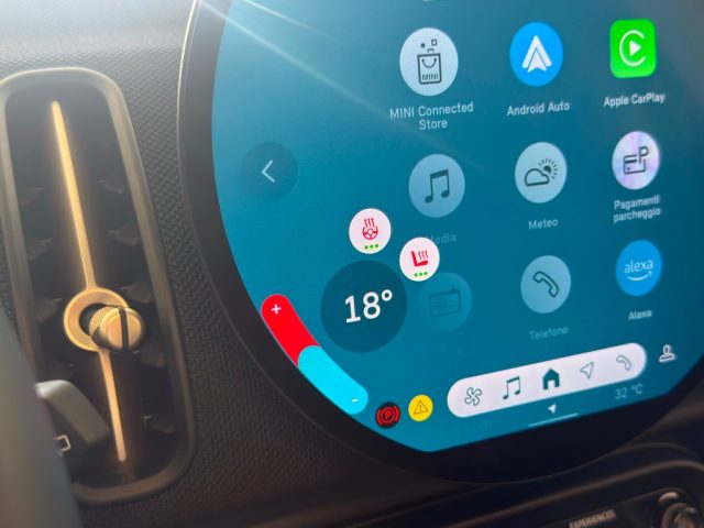 MINI Mini usata, con Sensori di parcheggio posteriori