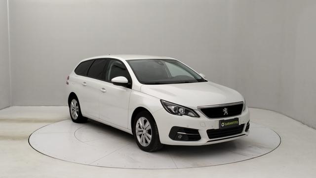 PEUGEOT 308 usata, con Boardcomputer