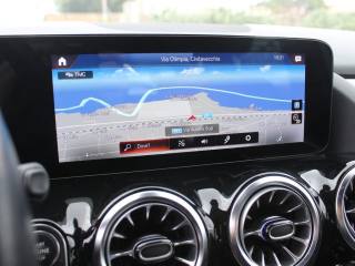 MERCEDES-BENZ B 250 usata, con Autoradio digitale