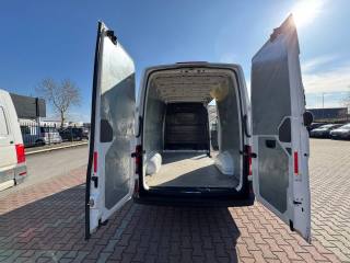 VOLKSWAGEN Crafter usata, con Touch screen