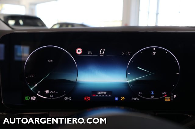 MERCEDES-BENZ GLA 180 usata, con Controllo elettronico della corsia