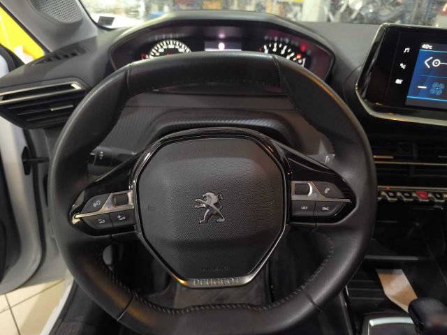 PEUGEOT 208 usata, con Fari LED