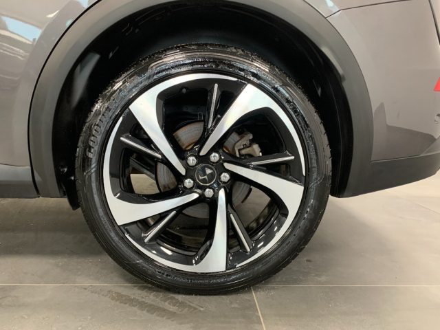 DS AUTOMOBILES DS 7 usata, con Sensore di luce