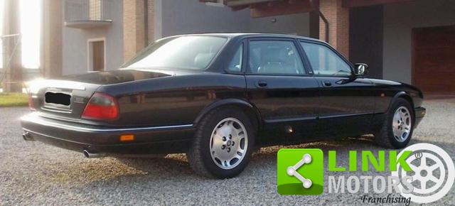 JAGUAR XJ6 usata, con Alzacristalli elettrici