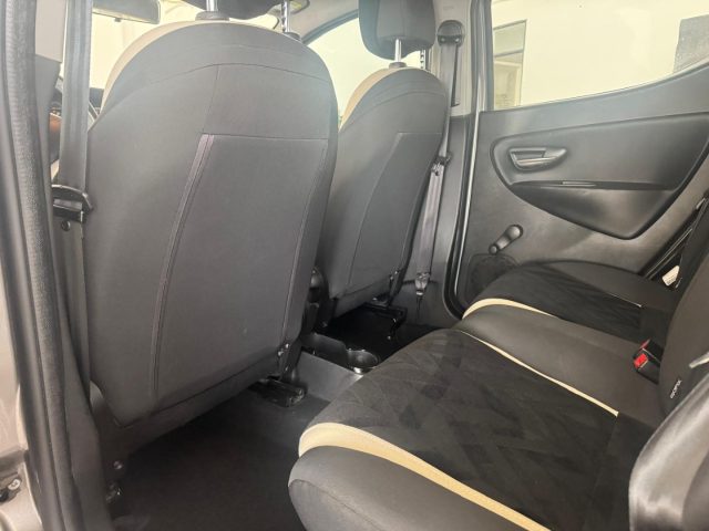 LANCIA Ypsilon usata, con Controllo automatico clima