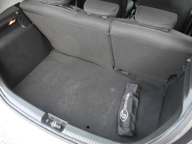 HYUNDAI i20 usata 44