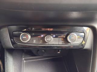 OPEL Corsa usata, con Specchietti laterali elettrici
