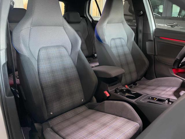 VOLKSWAGEN Golf usata, con Specchietti laterali elettrici