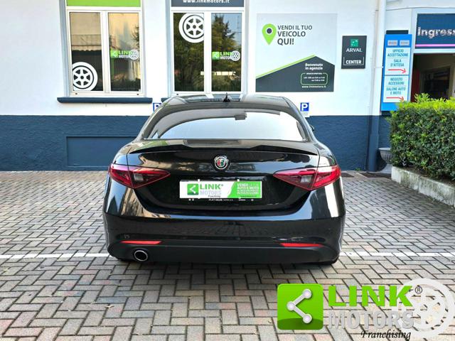 ALFA ROMEO Giulia usata, con Autoradio