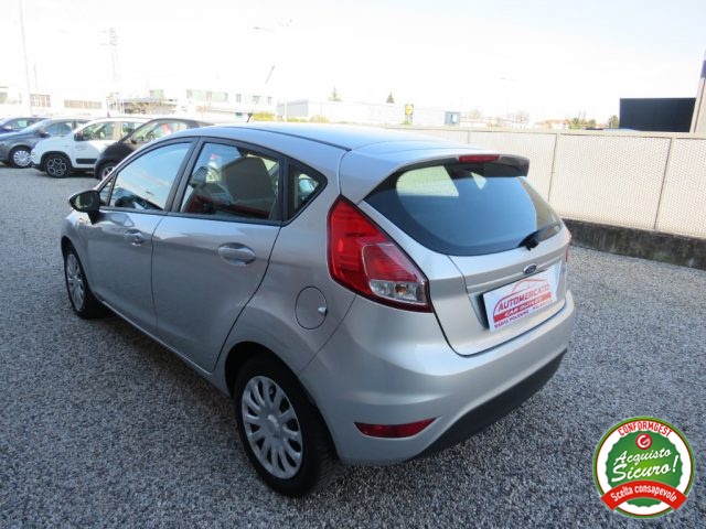 FORD Fiesta usata, con Boardcomputer