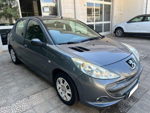 PEUGEOT 206 usata, con Airbag