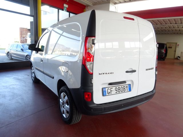 RENAULT Kangoo usata, con Autoradio