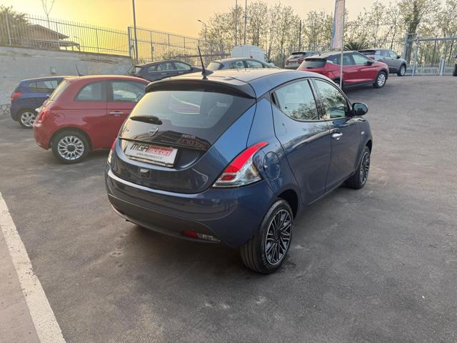 LANCIA Ypsilon usata, con Airbag