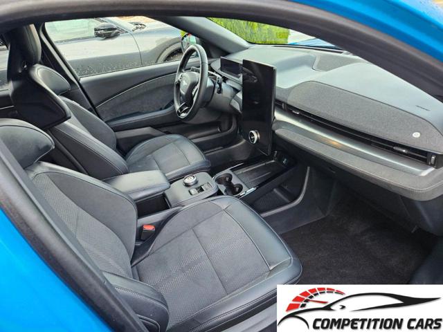 FORD Mustang Mach-E usata, con Autoradio