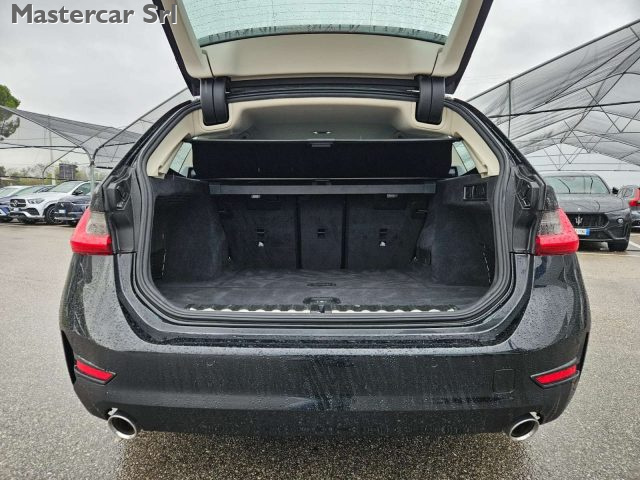 BMW 320 usata, con Portellone posteriore elettrico