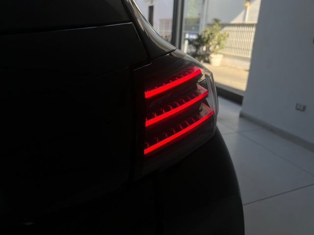 PEUGEOT 208 usata, con Controllo automatico clima