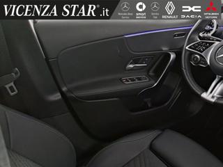 MERCEDES-BENZ A 180 usata, con Controllo automatico clima