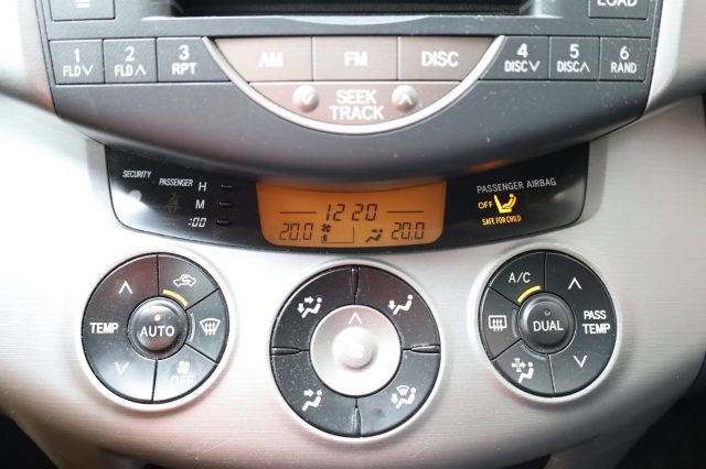 TOYOTA RAV 4 usata, con Pneumatici estivi