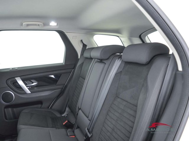 LAND ROVER Discovery Sport usata 9