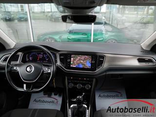 VOLKSWAGEN T-Roc usata, con USB
