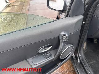 RENAULT Clio usata, con Climatizzatore