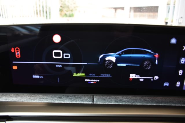 PEUGEOT 3008 usata, con Controllo elettronico della corsia