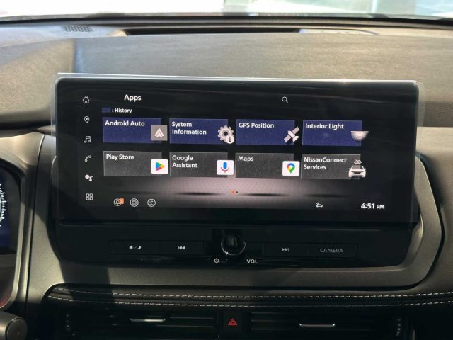 NISSAN Qashqai usata, con Fari LED