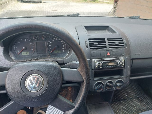 VOLKSWAGEN Polo usata, con Autoradio