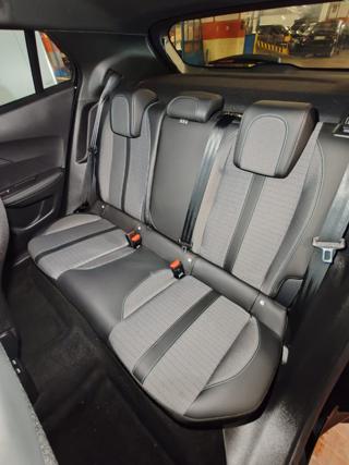 PEUGEOT 2008 usata, con Park Distance Control