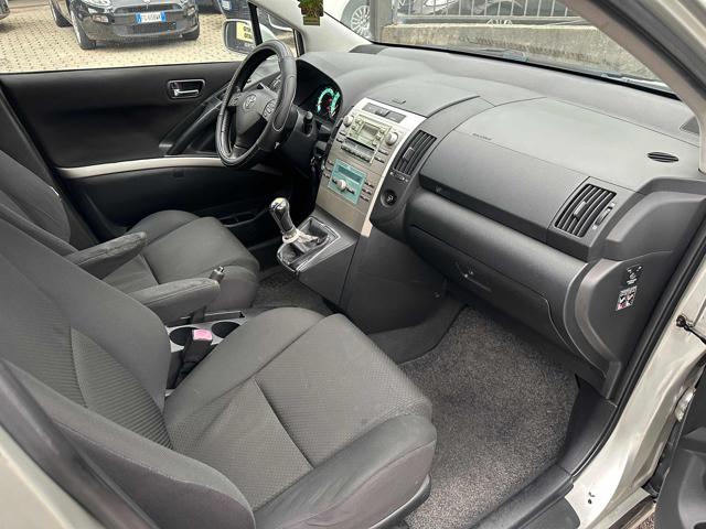 TOYOTA Corolla Verso usata, con Climatizzatore