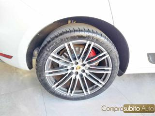 PORSCHE Macan usata 43