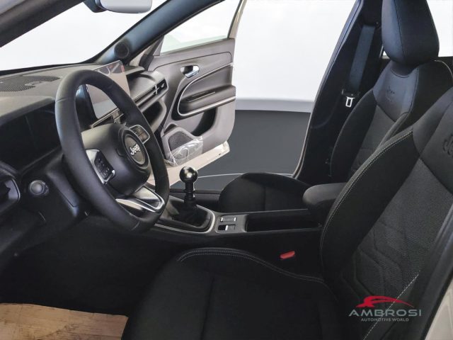 JEEP Avenger usata 9