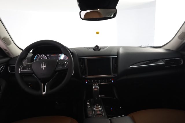 MASERATI Levante usata 3