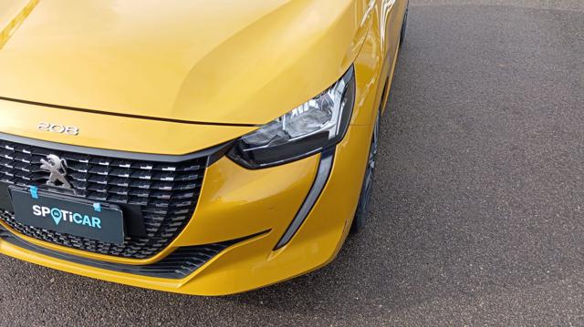 PEUGEOT 208 usata, con USB
